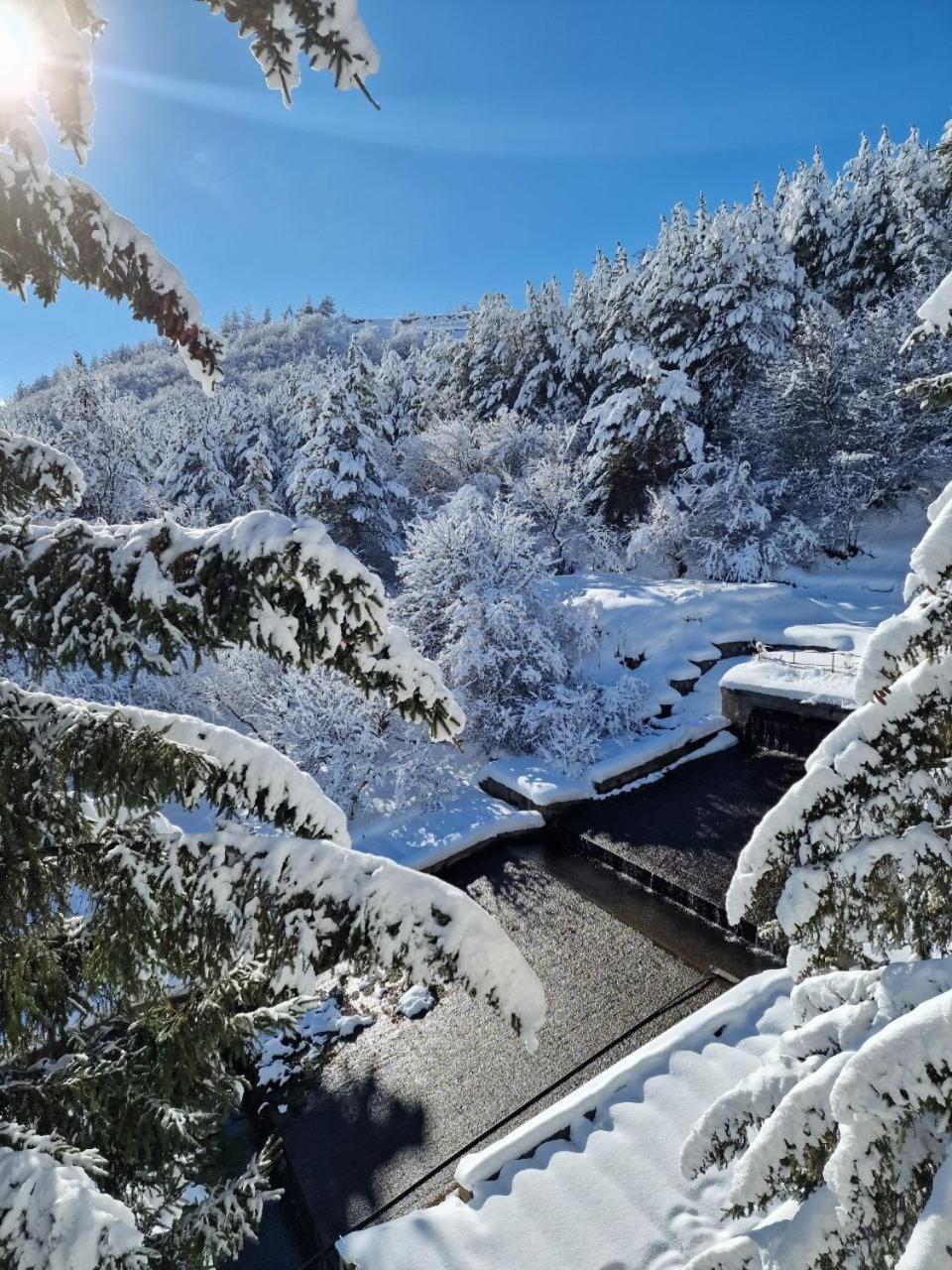 Jermuk Villa Imperial Екстер'єр фото