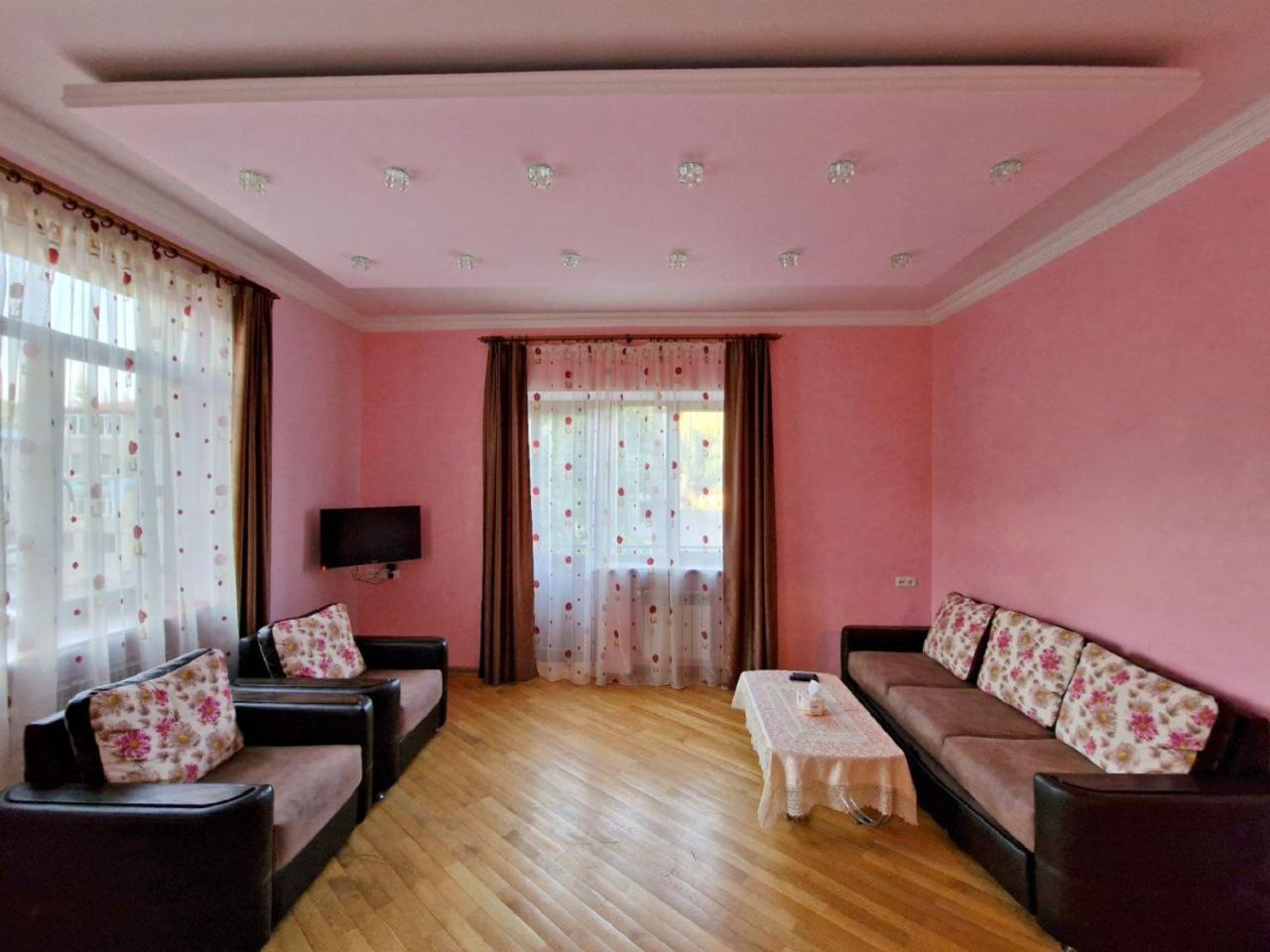 Jermuk Villa Imperial Екстер'єр фото