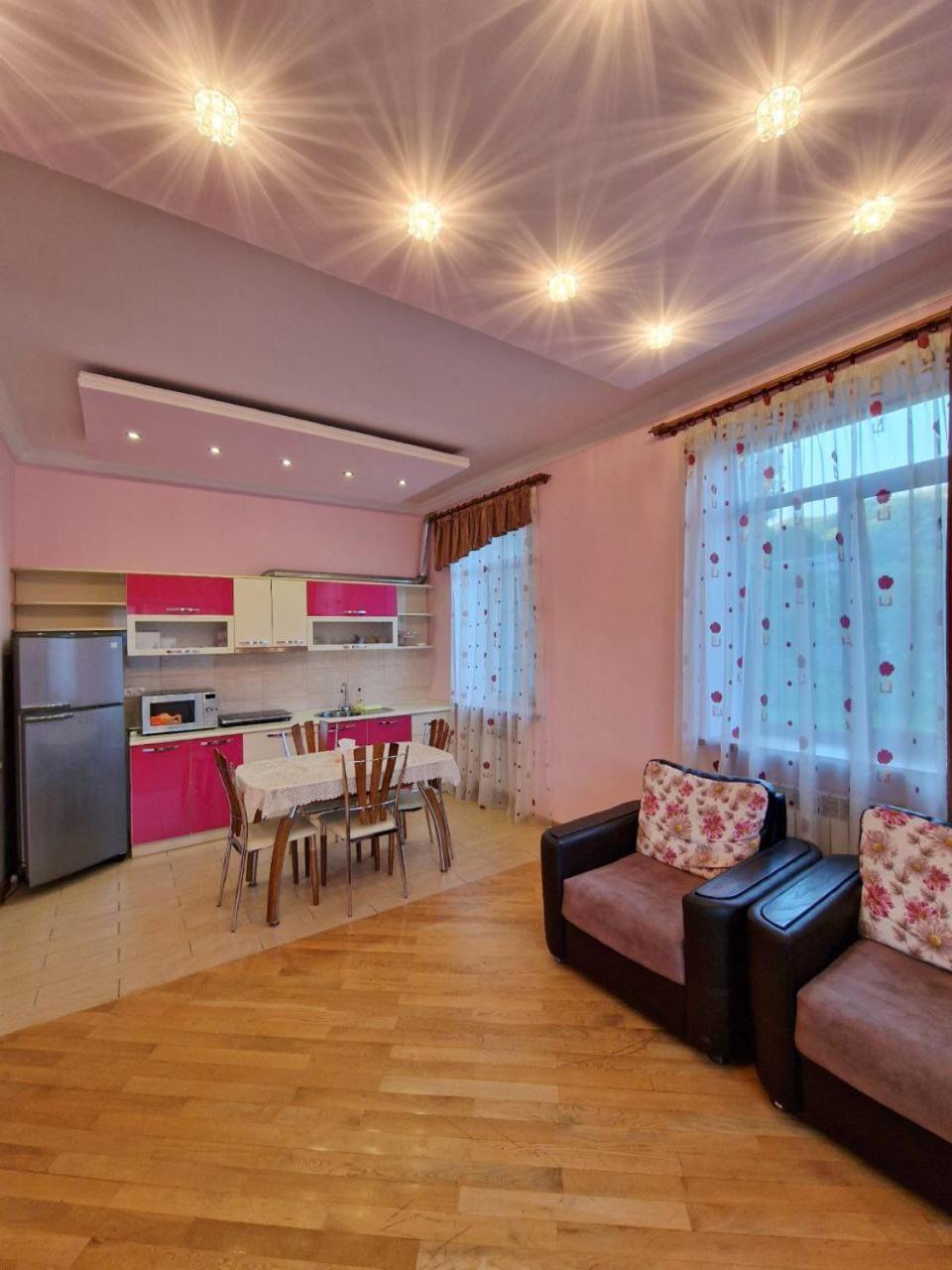 Jermuk Villa Imperial Екстер'єр фото